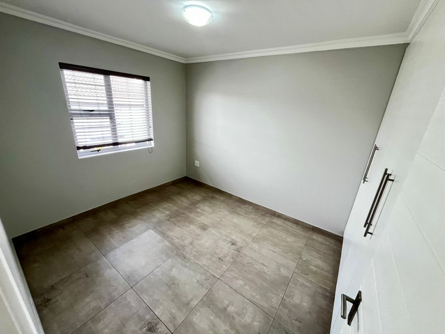 To Let 3 Bedroom Property for Rent in Nahoon Valley Park Eastern Cape